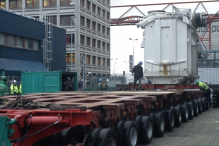 Remplacement d'un transformateur 550MVA en centrale nucléaire Remplacement d'un transformateur 550MVA en centrale nucléaire